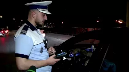 Reacția incredibilă a unui șofer oprit de polițiști în trafic. Polițist: „Nu mai...
