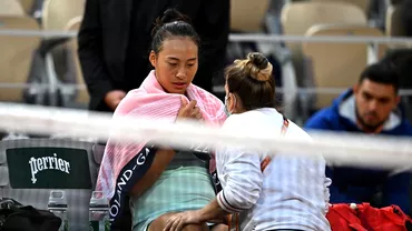 Zheng Qinwen ia luat un set liderului mondial Iga Swiatek dar a fost eliminata in optimi la Roland Garros Ce a scoso din joc pe sportiva din China