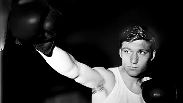 Calistrat Cutov bronz olimpic la box Pugilistul care facea spectacol in ring a ratat finala la JO din 1968 dintrun motiv surprinzator