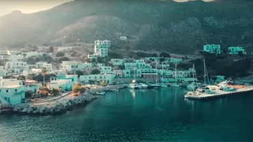 Insula ascunsa din Grecia care a devenit un magnet Cum a reusit sa atraga turisti printrun proiect unic