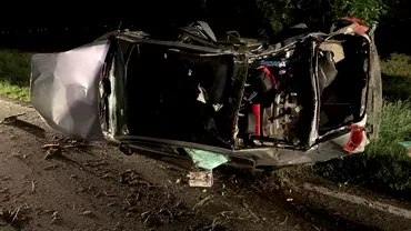 Accident rutier infiorator Fiul proprietarilor Mold Carpati a murit dupa ce a intrat frontal cu masina intrun copac