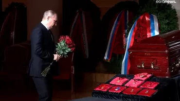 Cum a aparut Vladimir Putin la inmormantarea lui Jirinovski Ce a adus presedintele Rusiei