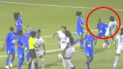 Scene brutale! Meciul de fotbal feminin s-a transformat într-unul de box: ”N-am mai...