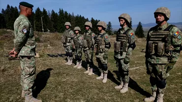Ar putea fi Romania fortata sa reintroduca armata obligatorie Avertismentul unui general in rezerva