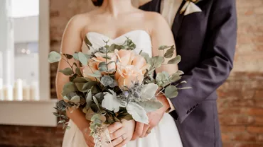 Vesti bune pentru romanii care se casatoresc in aceasta toamna Ce se intampla cu darul de nunta