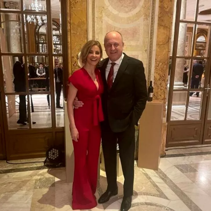Imagine cu Dan Șucu și soția sa de la petrecerea lui George Copos. Sursă foto: Instagram.com