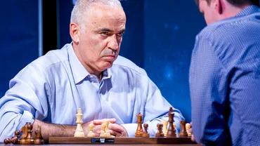 Garry Kasparov cel mai mare sahist al lumii soseste la Bucuresti pentru deschiderea turneului Grand Chess Tour