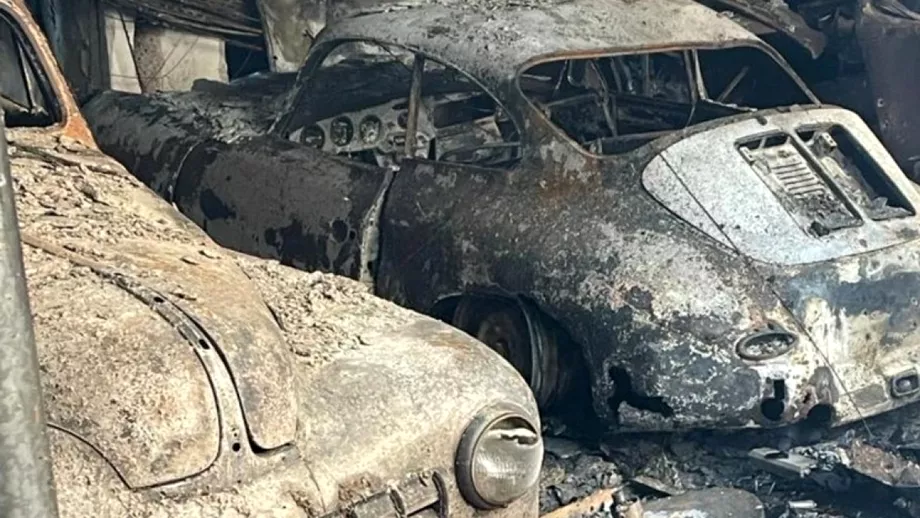 Despagubiri de proportii pentru colectia de masini de epoca a unui milionar Automobilele au fost distruse in incendiu