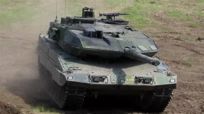 Ucraina a primit 10 Stridsvagn 122 din Suedia. „Le-am oferit tot ce am...