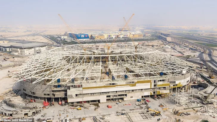 Stadionul Al Rayyan - în construcție