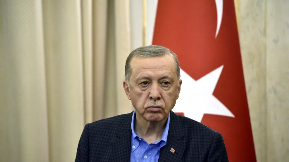 Erdogan acuza SUA parteneri in NATO ca alimenteaza terorismul in Siria Au trimis cantitati mari de arme