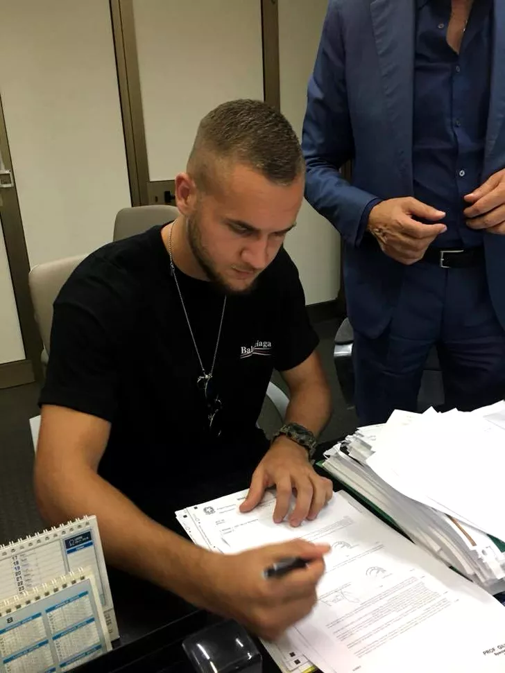 E oficial! George Pușcaș a semnat cu Palermo