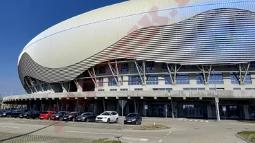 Bate vantul la hotelul si restaurantul de la stadionul Ion Oblemenco Lipsa de oferte pentru spatiile din arena Exclusiv
