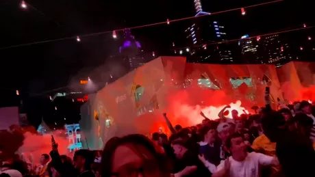 Revelion anticipat la Antipozi Mii de oameni au celebrat in zori calificarea Australiei in optimi la Mondialul din Qatar
