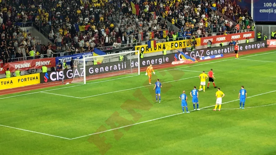 George Puscas protagonist in prima repriza la Romania  Finlanda A ratat din nou penalty la echipa nationala dar sa revansat cu o centrare perfecta la gol