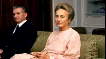 Detaliul inedit din aceasta poza cu Elena si Nicolae Ceausescu Ce legatura are Elena Udrea