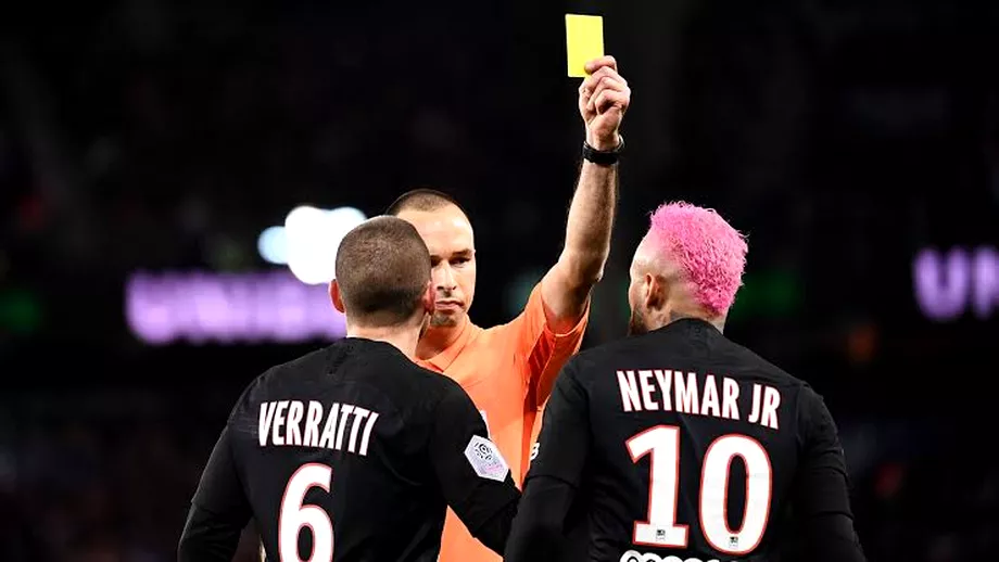 Moment unic in fotbal Neymar a primit cartonas galben pentru ca a incercat sasi ridiculizeze adversarul VIDEO