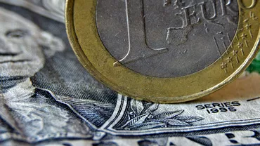 Curs valutar BNR luni 8 august 2022 Cat valoreaza euro si dolarul Update