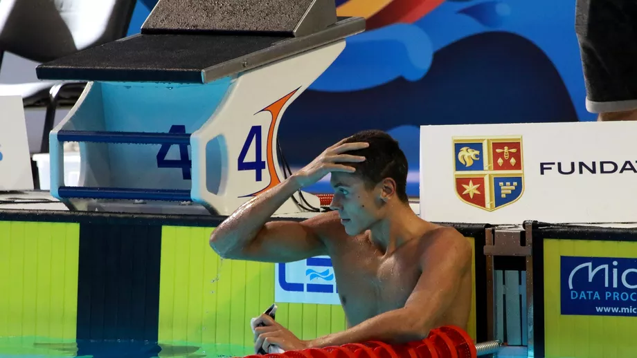 Campionatele Europene de natatie la juniori 2022 David Popovici a patra medalie de aur Pustiul minune mandru ca sa tinut de promisiunea facuta in interviul pentru Fanatik Stancu argint la 400 metri liber