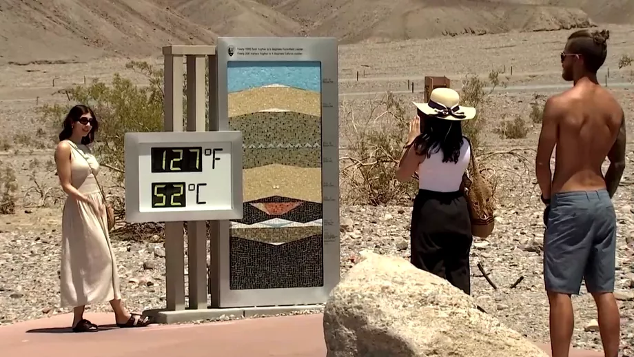 Selfie cu moartea in Valea Mortii O noua forma de turism la peste 50 de grade vanatorii de temperaturi extreme