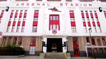 131 de ani de Arsenal între recordul de Cupe şi blestemul „peluzei tăcute”