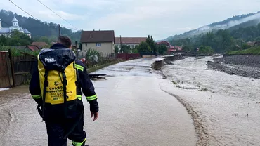 Pericol de inundatii in vestul tarii Hidrologii au instituit Cod Portocaliu