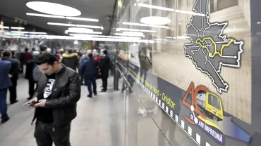 Montarea panourilor de protectie la metrou un vis tot mai departe de realitate De ce nu vom avea niciodata parte de siguranta in statii