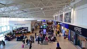 Bagajul unui roman plin de sange pe Aeroportul din Liverpool Alerta in randul britanicilor