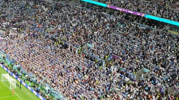 30000 de argentinieni in tribuna la semifinala cu Croatia Scaloni la picioarele fanilor Suntem etern recunoscatori pentru efortul monumental pe care il fac