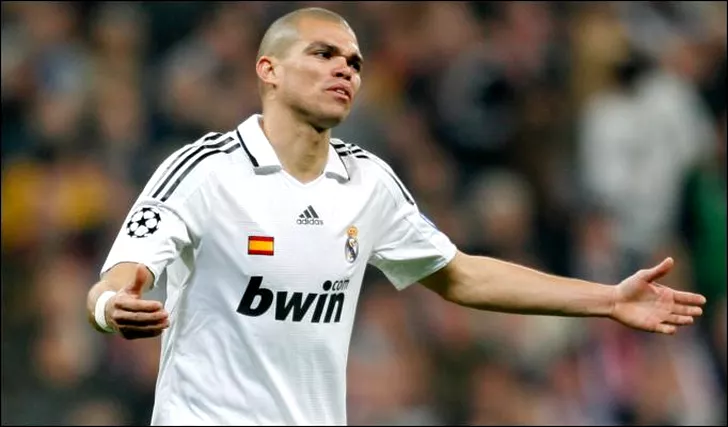 2093481987-pepe-Transfer-news-Man-City-weigh-options-for-Real-Madrid-s