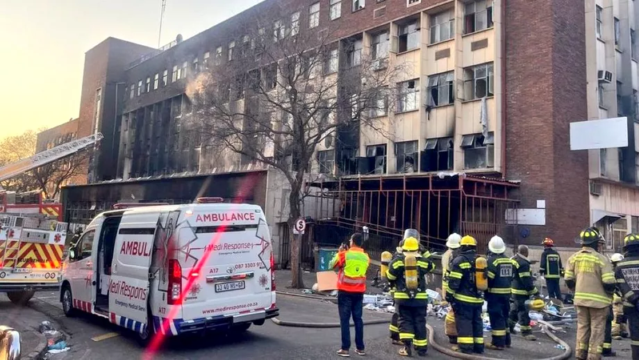 Incendiu devastator cel putin 73 de oameni au murit in flacari la Johannesburg Focul a mistuit o cladire de cinci etaje