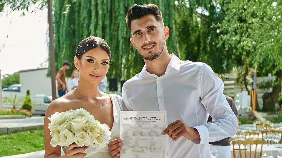 Andrei Ivan a inscris si in viata privata Atacantul Universitatii Craiova sa casatorit si va deveni tatic Video