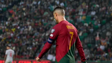 Cine este jucatorul din nationala Portugaliei care a preluat tricoul cu numarul 7 in absenta lui Cristiano Ronaldo Premiera dupa 17 ani