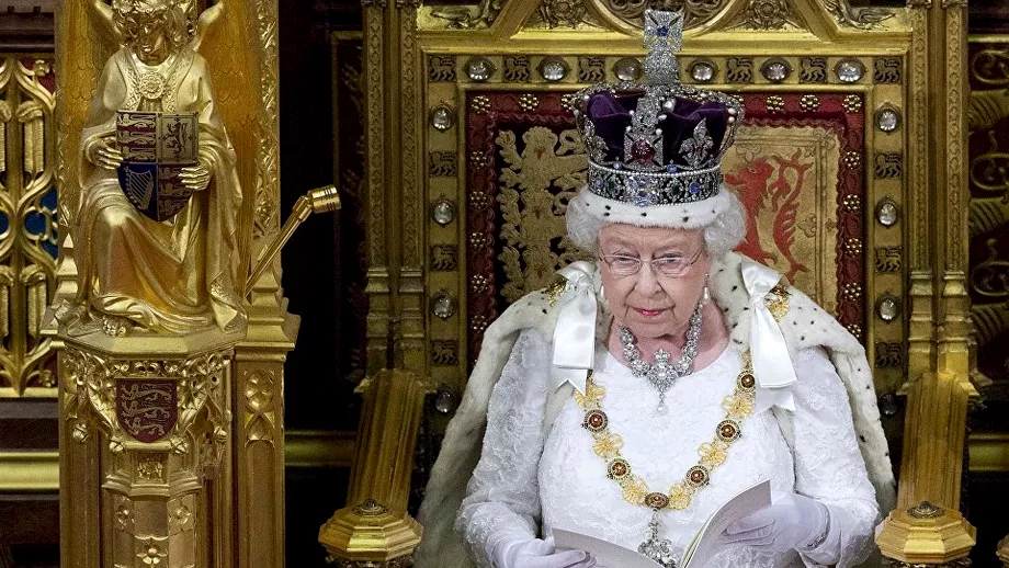 Incident major la Casa Regala a Marii Britanii Politia a intervenit iar regina Elisabeta a IIa a fost neagra de suparare