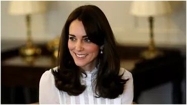 Kate Middleton obicei ciudat atunci cand merge la nunti Ce face de fiecare data Printesa de Wales
