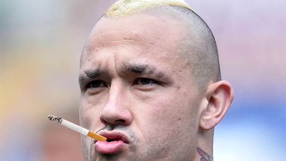 Radja Nainggolan bad boyul de la Inter Milano Beau o bere si fumez o tigara fara sa ma ascund