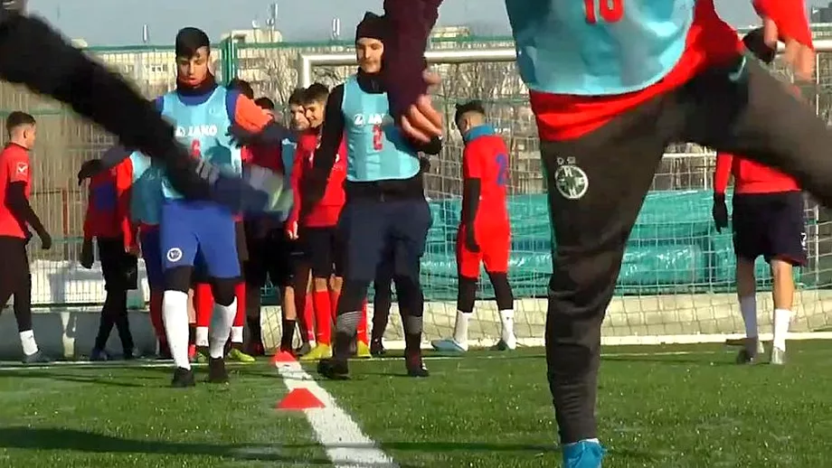 Faza zilei in fotbalul romanesc Un junior de la CSA Steaua in echipamentul FCSB Video