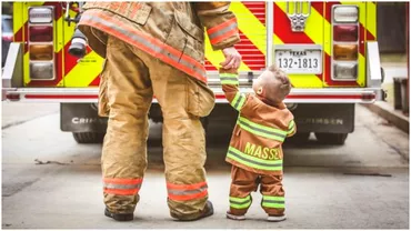 Interventie neasteptata pentru pompieri Unde ia ramas capul blocat unei fetite de 2 ani