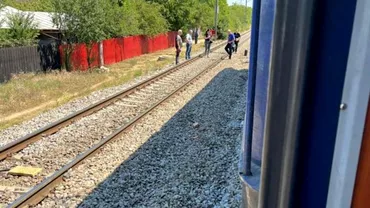 Trenul Bucuresti  Constanta blocat pe sine doua ore O persoana a fost accidentata mortal