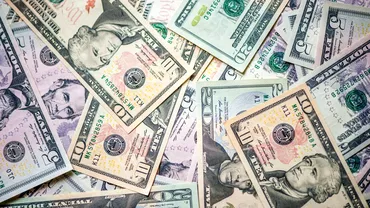 Curs valutar BNR vineri 22 martie Saptamana se incheie cu euro in scadere si dolarul in crestere Update