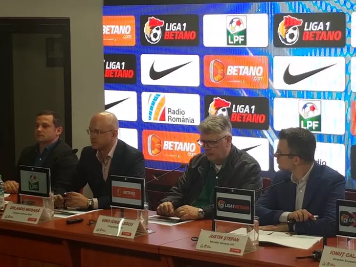 Orlando Nicoară, Gino Iorgulescu și Justin Ștefan în conferința de presă în care s-au prezentat datele vânzării drepturilor TV