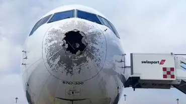 Foto Avion transatlantic avariat de grindina Din cauza pericolului aeronava a trebuit aterizeze la Roma