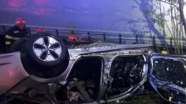 Accident cumplit in Mehedinti Trei tineri au murit dupa ce un TIR a spulberat un autoturism