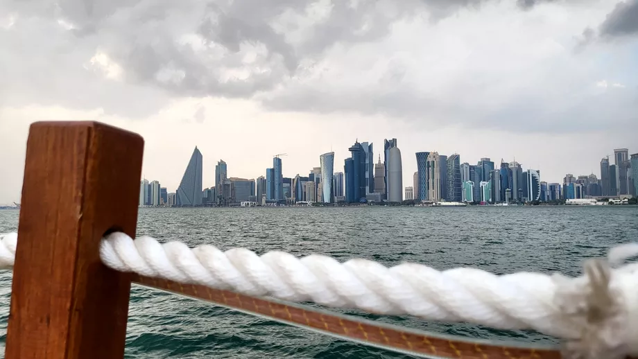 Preturile la excursiile de o zi din Qatar au explodat pe parcursul turneului final Profita si proprietarii de barci care tin la pret pentru o plimbare in Golf Foto