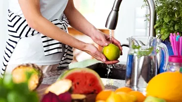 Cum speli corect fructele si legumele Cele mai eficiente si sigure metode