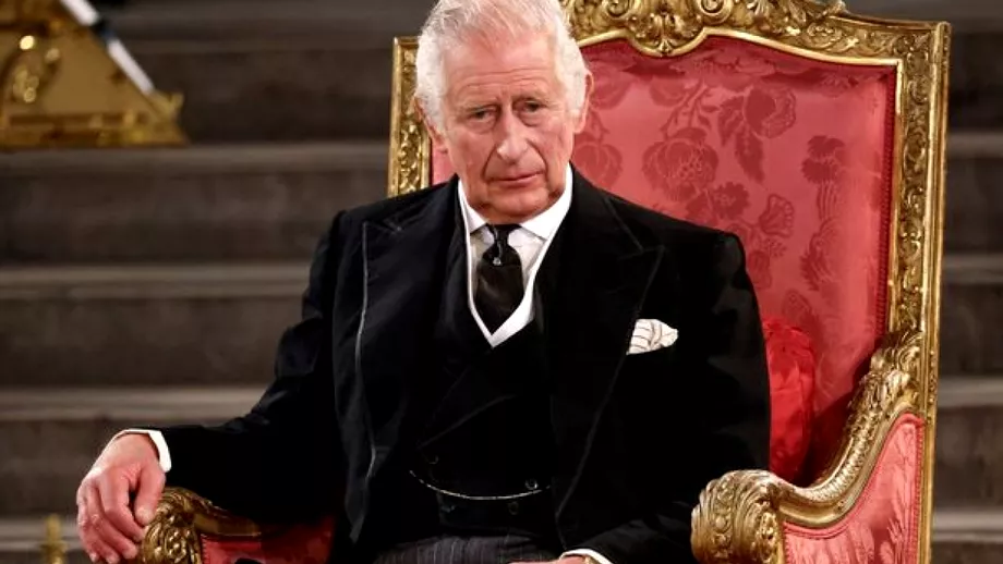 Ce moment de la incoronarea Regelui Charles nu se va transmite la TV Si Regina Elisabeta a IIa a procedat asa
