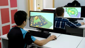 Investitii de 300 de milioane de euro in scolile din Romania laboratoare IT si de stiinte Anuntul ministrului Cimpeanu