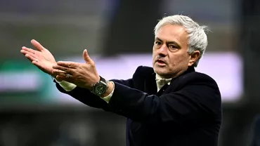 Jose Mourinho sa revoltat inainte de Feyenoord  AS Roma Am fost eliminat de cineva care nu stie fotbal