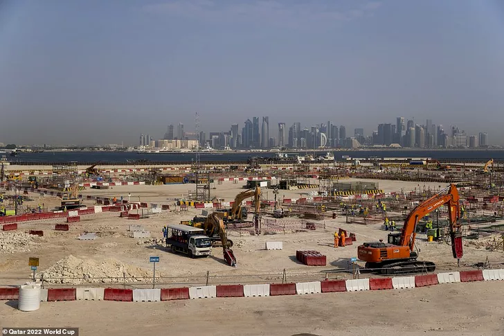 Stadionul Ras Abu Aboud - în construcție