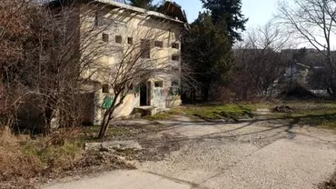 Unul dintre cele mai vechi spitale din Romania scos la licitatie pentru 100000 de euro Cladirea e mai ieftina ca un apartament cu doua camere in orasele mari